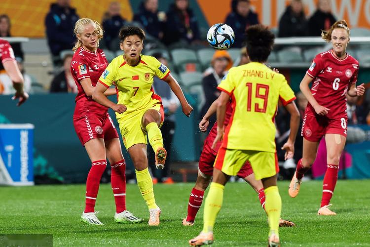 中国女足0-1丹麦